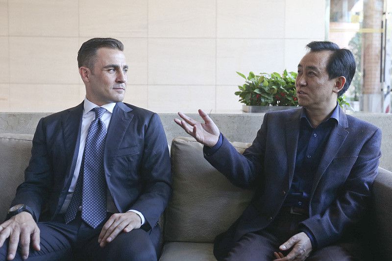罗马诺：摩纳哥即将在冬窗签下西汉姆后卫科雷尔记者罗马诺报道，摩纳哥即将在一月转会窗签下西汉姆的后卫蒂洛-科雷尔。